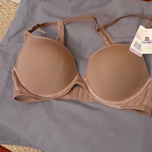 COPY - B.tempted by Wacoal underwire racerback bra